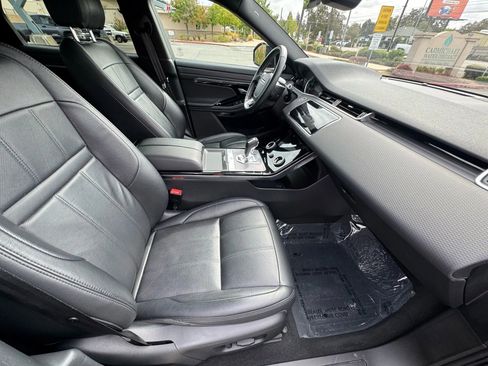 Used 2020 Land Rover Range Rover Evoque S image 13