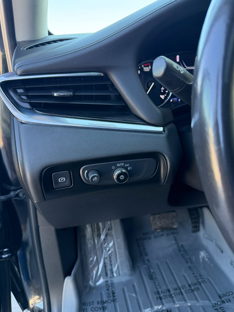 Used 2021 Buick Enclave Avenir AWD/4WD image 10