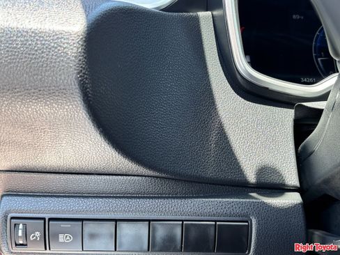 Certified 2023 Toyota Corolla XSE w/ Carpet Mat Package (TMS) FWD image 31