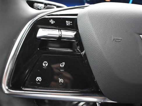 Used 2025 Cadillac Optiq Sport 2 w/ LPO, Floor Liner Package AWD/4WD image 15