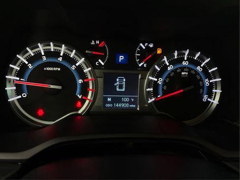 Used 2016 Toyota 4Runner SR5 Premium AWD/4WD image 23