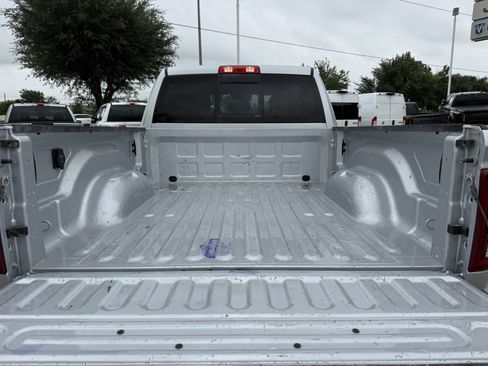 Used 2026 RAM 2500 Laramie AWD/4WD image 31