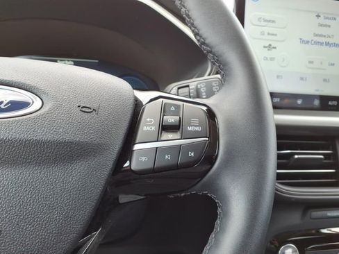 Used 2023 Ford Escape Active w/ Tech Pack #2 AWD/4WD image 16