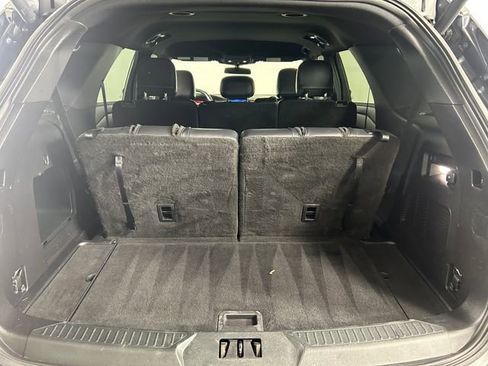 Used 2020 Ford Explorer XLT w/ Equipment Group 202A image 28