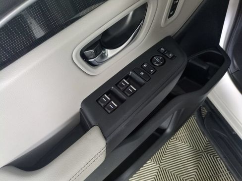 Certified 2025 Honda Pilot Elite image 15