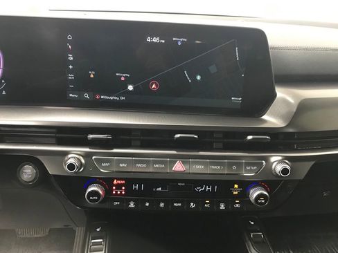 Used 2024 Kia Telluride S w/ S Sunroof Package image 17