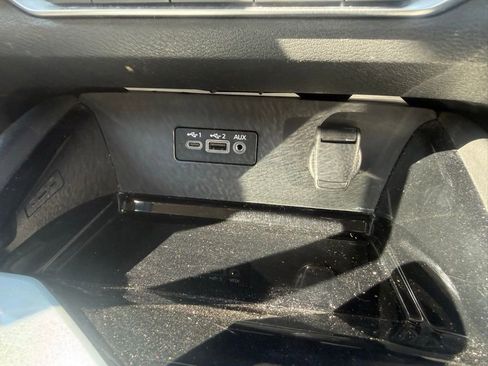 Used 2024 Nissan Altima 2.5 SV FWD image 20