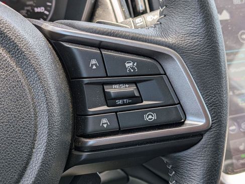 Used 2025 Subaru Outback Limited AWD/4WD image 21