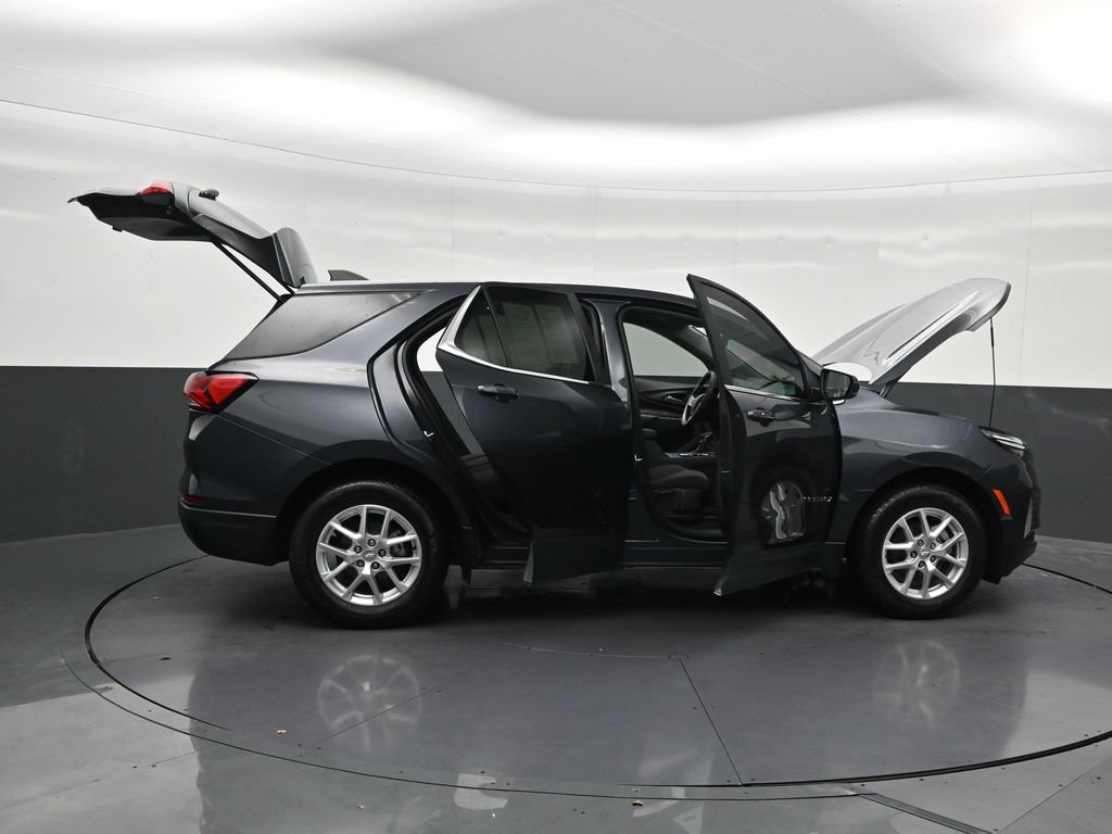 Used 2023 Chevrolet Equinox LT FWD image 29