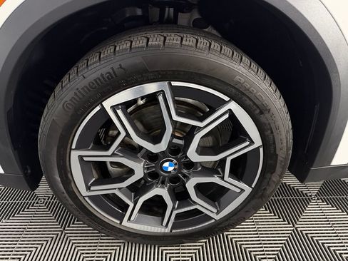 Used 2025 BMW X2 xDrive28i w/ Convenience Package AWD/4WD image 11