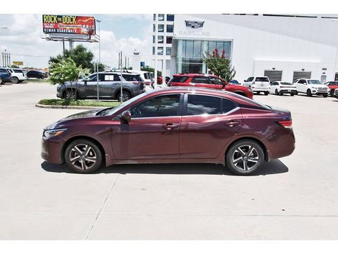 Used 2024 Nissan Sentra SV w/ All-Weather Package FWD image 3