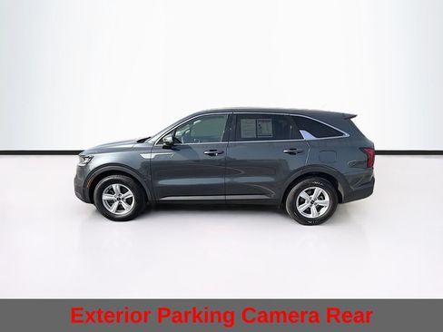 Used 2022 Kia Sorento LX FWD image 7