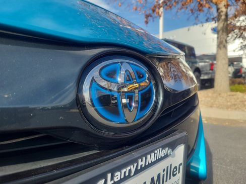 Used 2020 Toyota Prius Prime Limited image 23