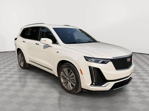 Used 2021 Cadillac XT6 Premium Luxury AWD/4WD image 9