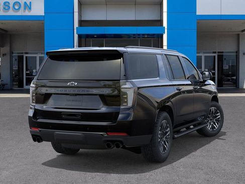 New 2026 Chevrolet Suburban Z71 image 4