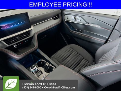 New 2026 Ford Explorer ST-Line w/ ST-Line Street Pack AWD/4WD image 30