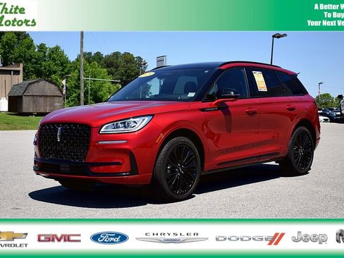 Used 2025 Lincoln Corsair Reserve w/ Equipment Group 202A FWD image 1