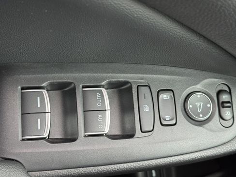 Used 2022 Honda Accord Sport image 17