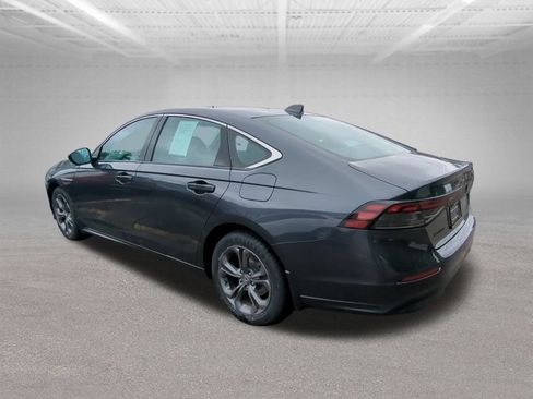 Used 2023 Honda Accord EX image 5