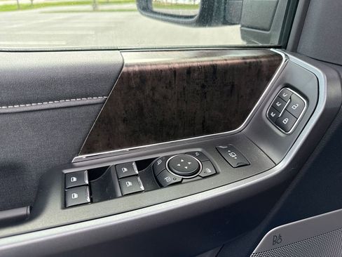 Used 2025 Ford F350 Lariat w/ Camper Package image 15