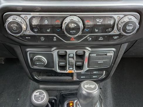 Certified 2021 Jeep Wrangler Unlimited Sahara image 16