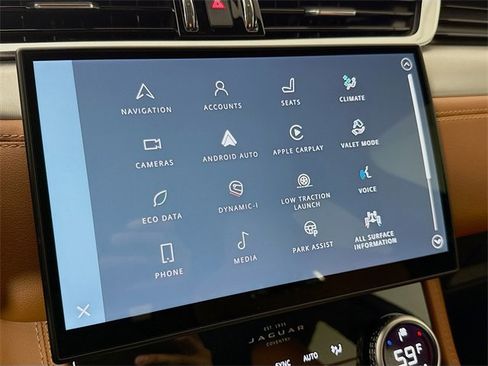 Used 2024 Jaguar F-PACE R-Dynamic S image 15