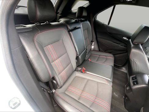 Used 2024 Chevrolet Equinox RS FWD image 19