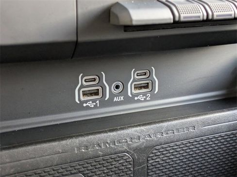 Used 2025 RAM 1500 Laramie image 24