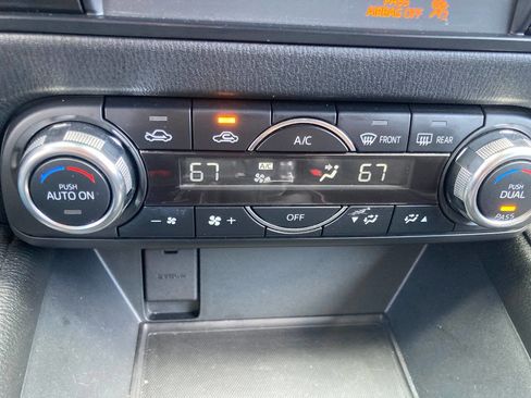 Used 2018 MAZDA CX-5 Touring w/ Preferred Equipment Package image 98