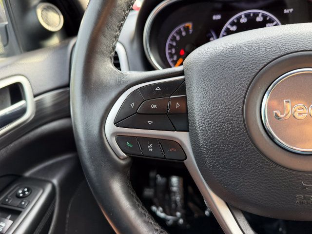Used 2019 Jeep Grand Cherokee Laredo w/ Security & Convenience Group AWD/4WD image 18