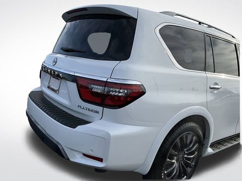 Used 2024 Nissan Armada Platinum w/ Captain's Chairs Package image 15