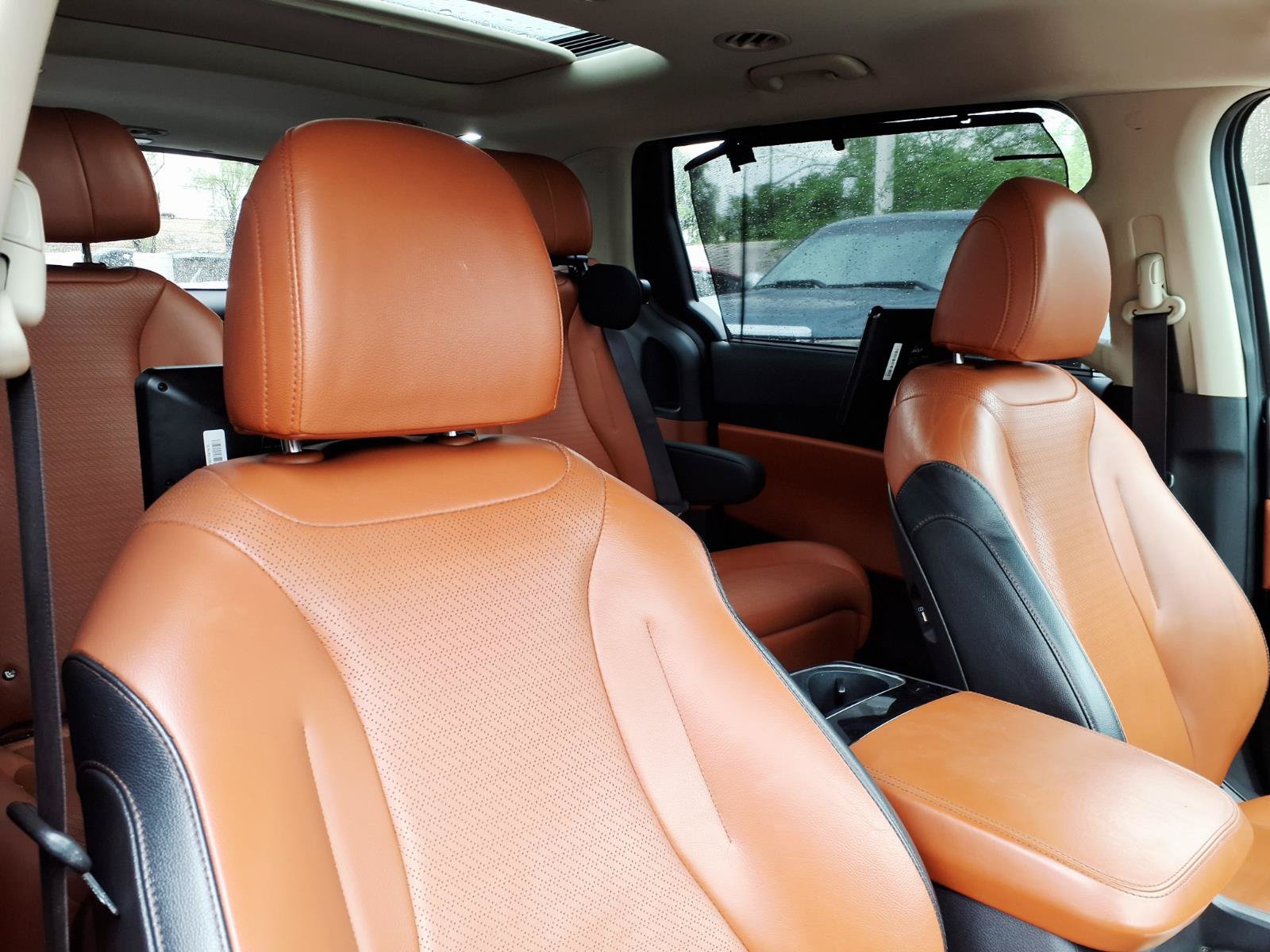 Used 2022 Kia Carnival SX Prestige FWD image 12