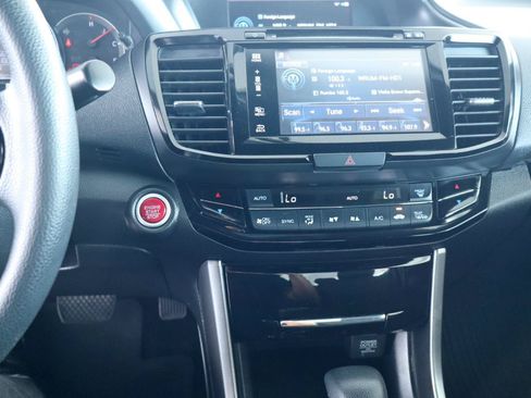 Used 2016 Honda Accord EX image 25