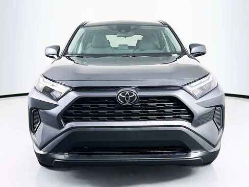 Used 2025 Toyota RAV4 XLE w/ Convenience Package FWD image 2