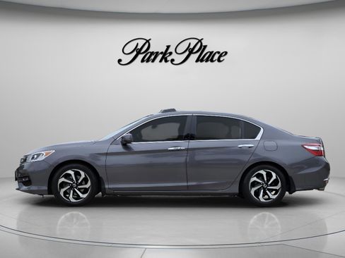 Used 2016 Honda Accord EX-L image 2
