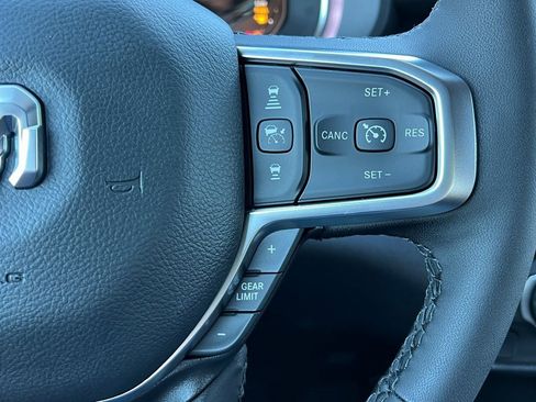 New 2026 RAM 1500 4x4 Crew Cab image 23