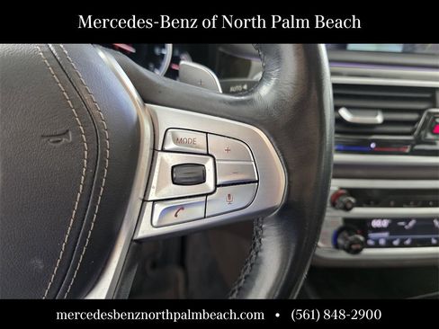 Used 2017 BMW 740i xDrive image 18