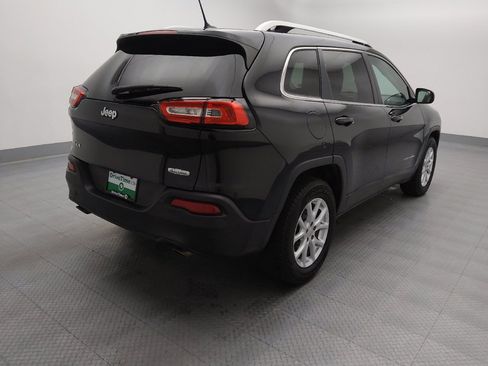 Used 2014 Jeep Cherokee Latitude AWD/4WD image 9