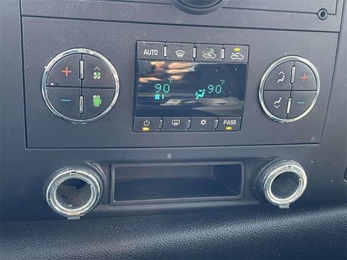 Used 2007 Chevrolet Silverado 1500 LT w/ 1LT Convenience Package image 18