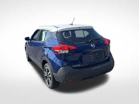 Used 2020 Nissan Kicks SV FWD image 5