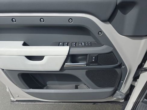 New 2026 Land Rover Defender 110 S AWD/4WD image 19