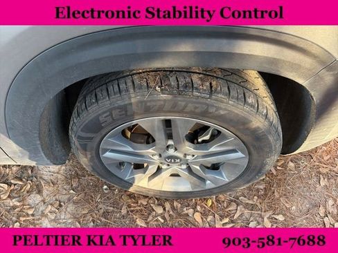 Used 2021 Kia Seltos LX image 14