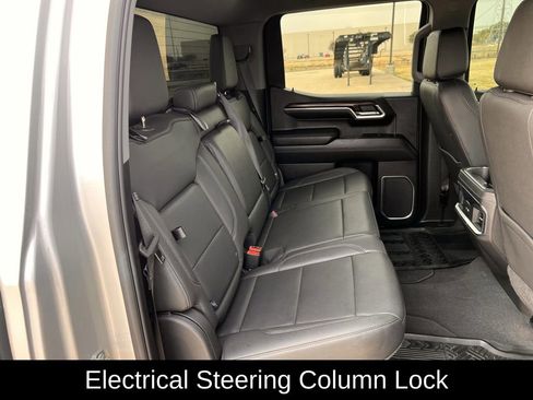 Used 2022 GMC Sierra 1500 SLT w/ SLT Convenience Package image 33