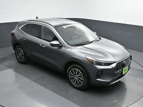 New 2025 Ford Escape SE w/ PHEV Premium Package image 42