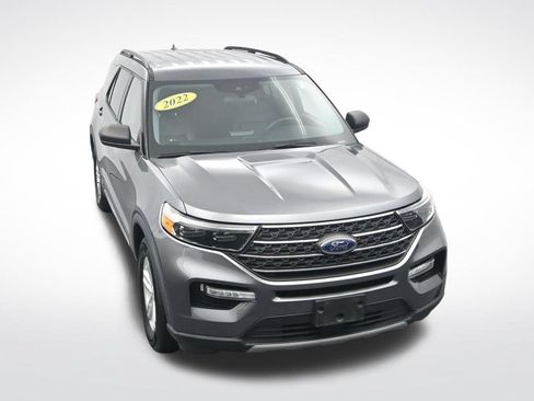 Used 2022 Ford Explorer XLT w/ Equipment Group 202A RWD image 25