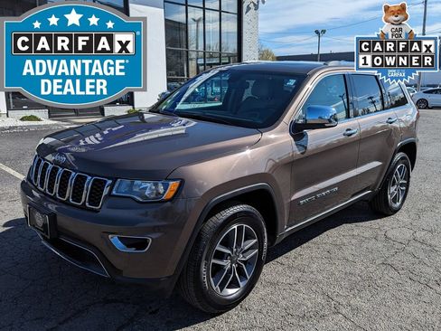 Used 2021 Jeep Grand Cherokee Limited AWD/4WD image 2