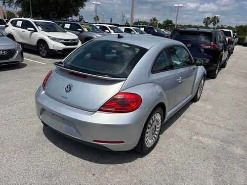 Used 2016 Volkswagen Beetle 1.8T SE FWD image 3