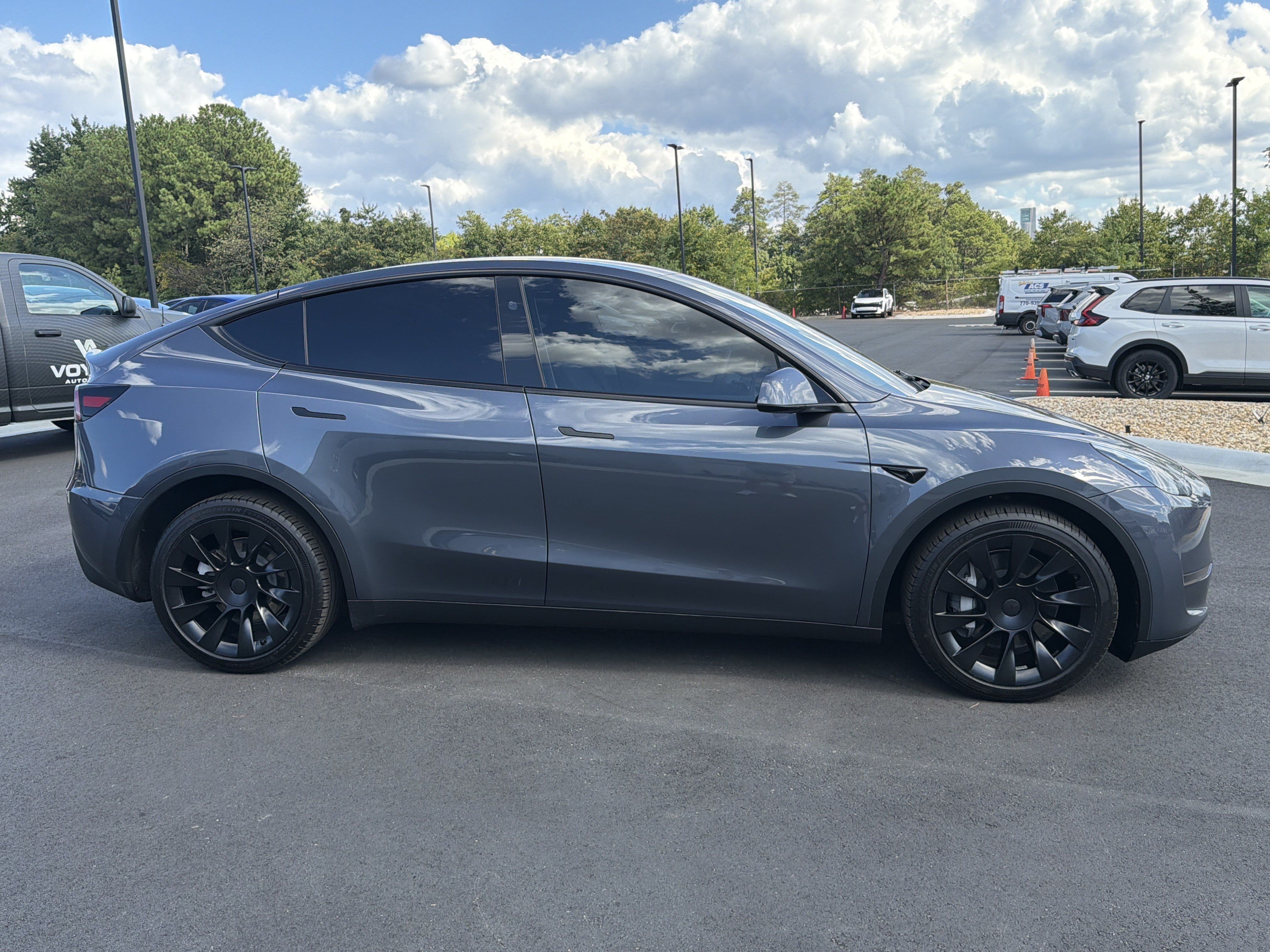 Used 2023 Tesla Model Y Long Range AWD/4WD image 8