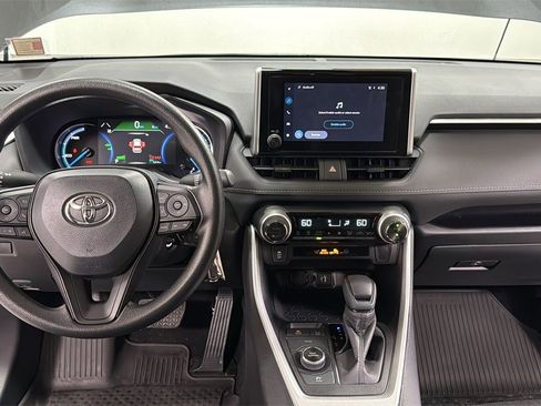 Certified 2025 Toyota RAV4 LE image 9