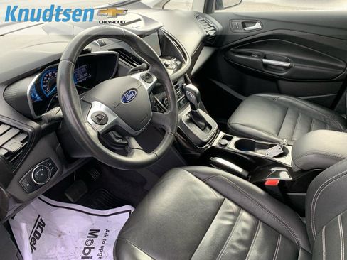 Used 2017 Ford C-MAX Energi Titanium w/ Interior Protection Package image 19